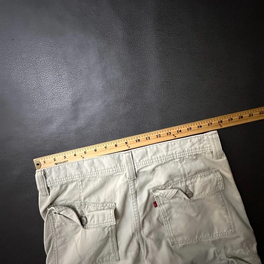Vtg Levis Khaki Cargo Pants Mens 34x32 Beige Loose Baggy Straight Y2k Skate